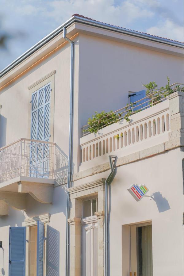 Heart Hotel Limassol Luaran gambar
