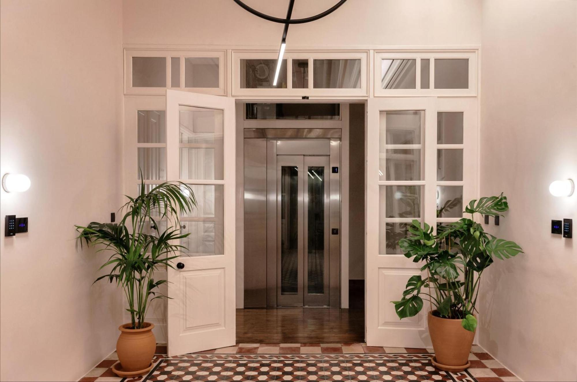 Heart Hotel Limassol Luaran gambar